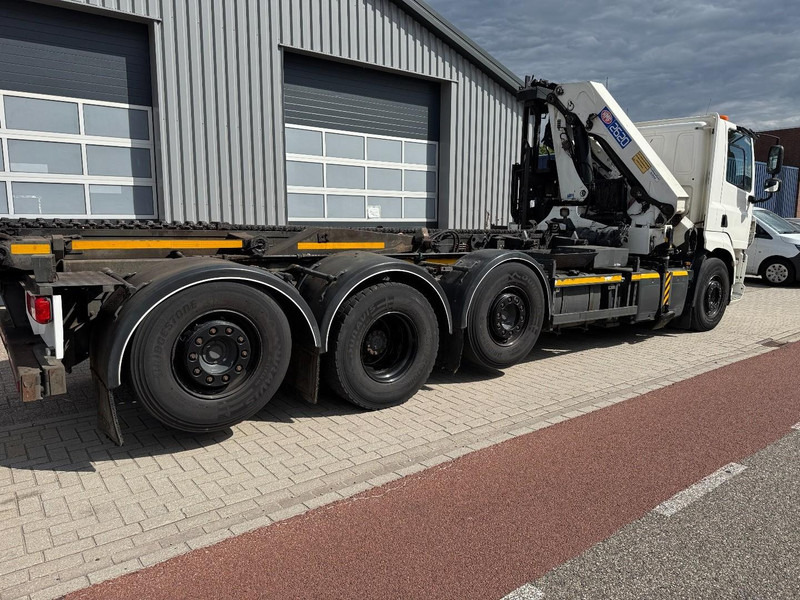 Lastbil med kran DAF CF410 FAQ HMF 2620, Unfall - Damaged.: billede 13