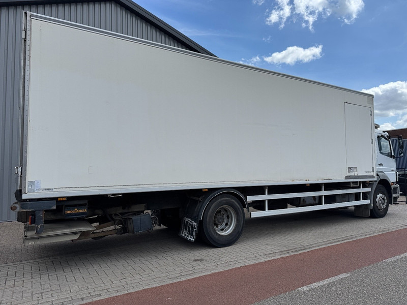 Mercedes-Benz Axor 1928, Chereau, Carrier 850 Easy Cold, Taillift - Kølevogn lastbil: billede 3 Mercedes-Benz Axor 1928, Chereau, Carrier 850 Easy Cold, Taillift - Kølevogn lastbil: billede 3