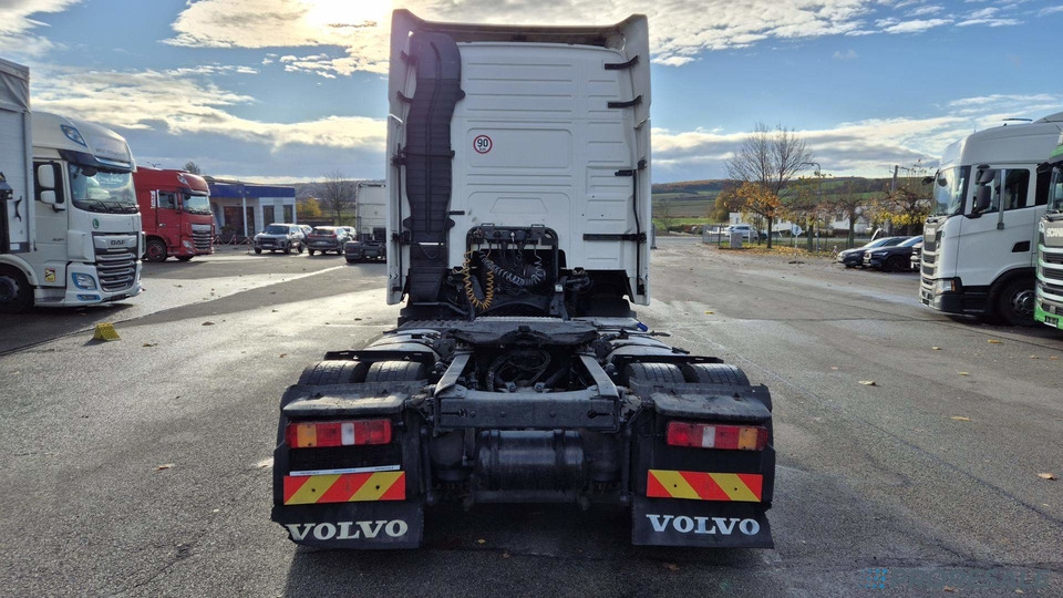 VOLVO FH 13.420 42T LOW DECK EURO 5/EEV - Trækker: billede 3 VOLVO FH 13.420 42T LOW DECK EURO 5/EEV - Trækker: billede 3
