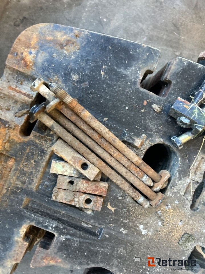 10 stk Front vekter til traktor - Vægtklods: billede 4 10 stk Front vekter til traktor - Vægtklods: billede 4