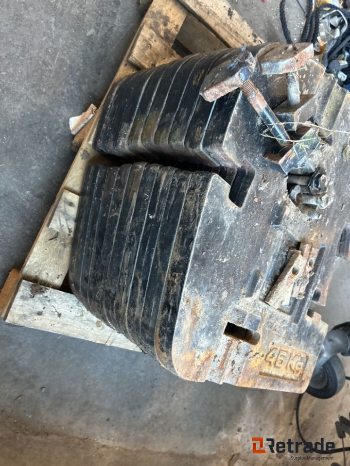 10 stk Front vekter til traktor - Vægtklods: billede 2 10 stk Front vekter til traktor - Vægtklods: billede 2