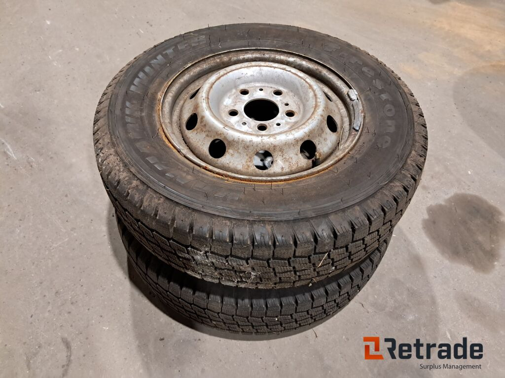 2 stk Fælge med vinterdæk Firestone 215/75 R16C - Bygningsudstyr: billede 2 2 stk Fælge med vinterdæk Firestone 215/75 R16C - Bygningsudstyr: billede 2