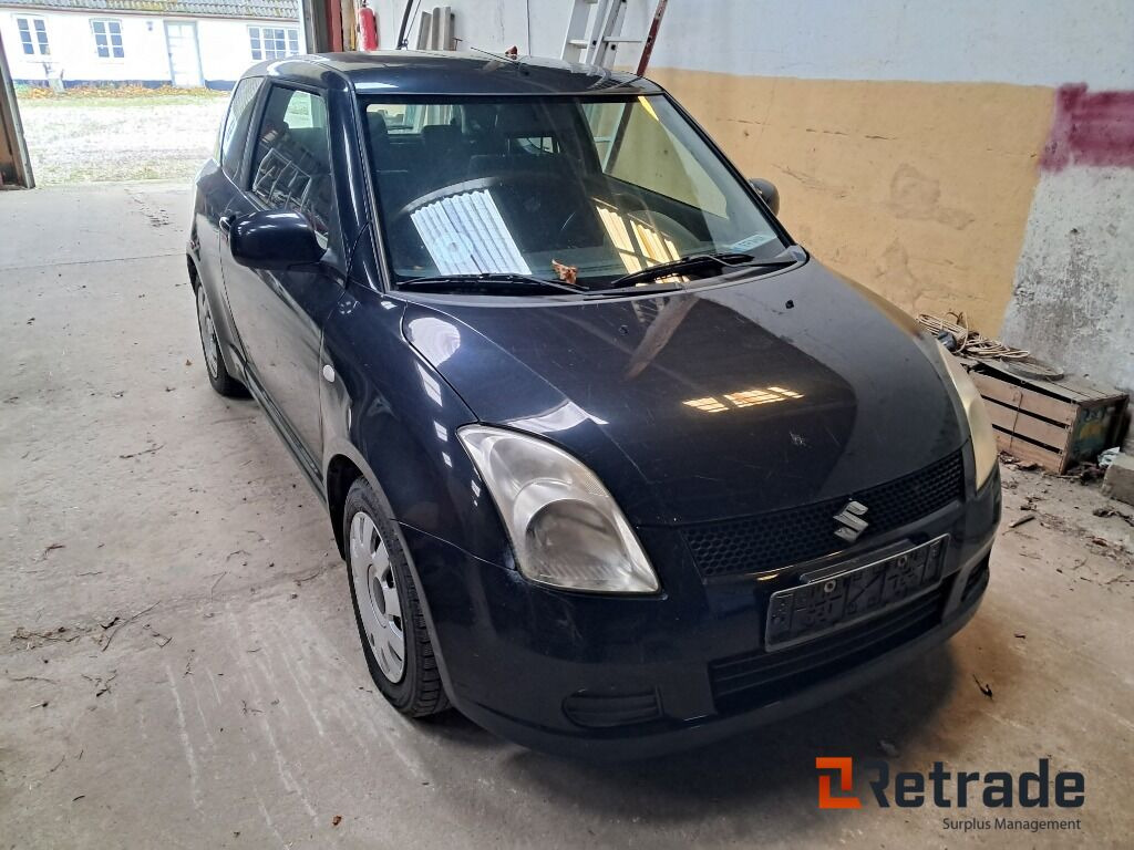 Bil Suzuki Swift 1,3 A/mt - Bil: billede 2 Bil Suzuki Swift 1,3 A/mt - Bil: billede 2