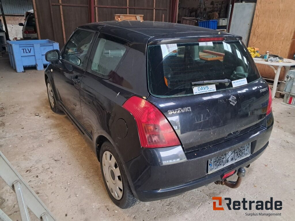 Bil Suzuki Swift 1,3 A/mt - Bil: billede 4 Bil Suzuki Swift 1,3 A/mt - Bil: billede 4