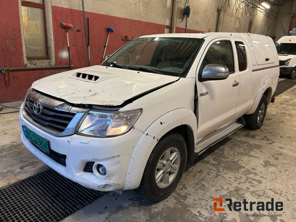Bil Toyota Hilux 4wd N2 - Bil: billede 2 Bil Toyota Hilux 4wd N2 - Bil: billede 2