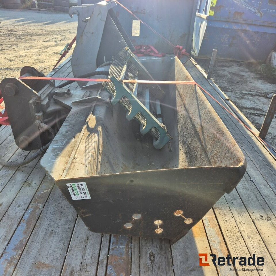 Diverse utstyr LEHNHOFF PUSESKUFF - Skovl til gravemaskine: billede 1 Diverse utstyr LEHNHOFF PUSESKUFF - Skovl til gravemaskine: billede 1