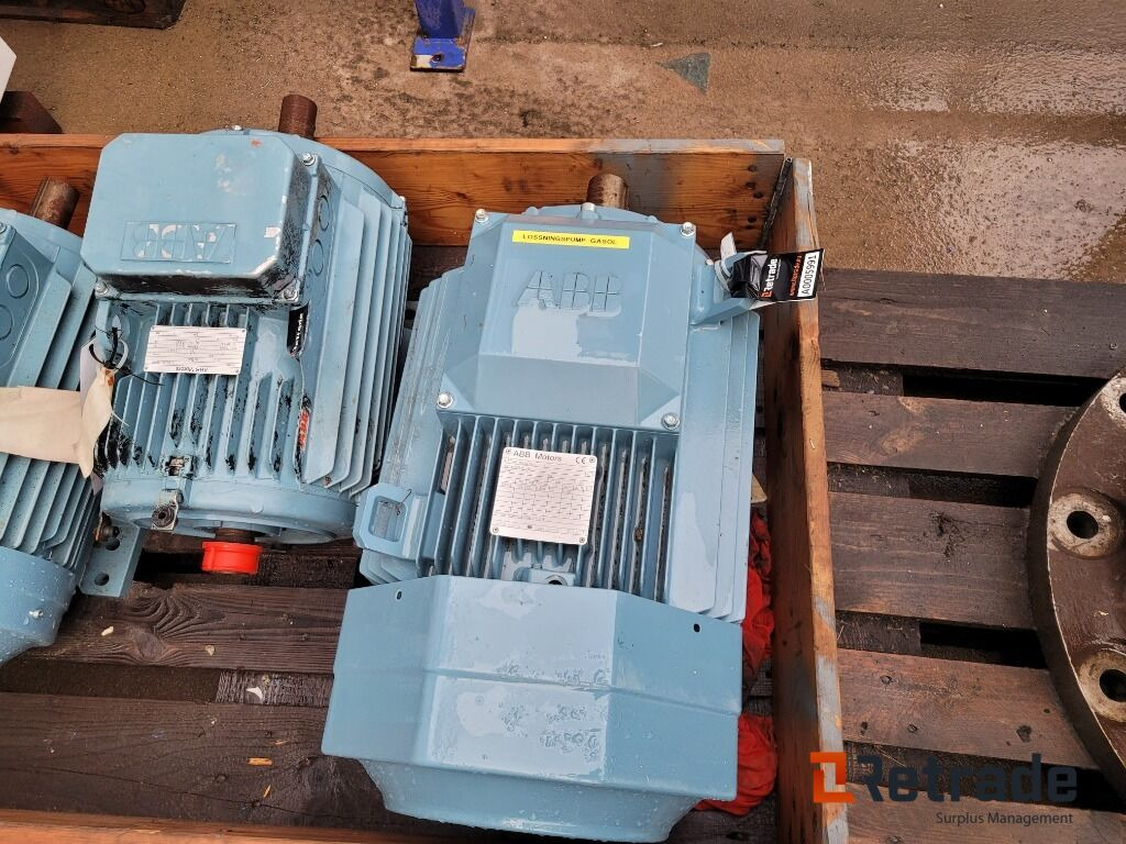 Elmotor ABB M2AA180L - Elektrisk system for Industrimaskine: billede 2 Elmotor ABB M2AA180L - Elektrisk system for Industrimaskine: billede 2