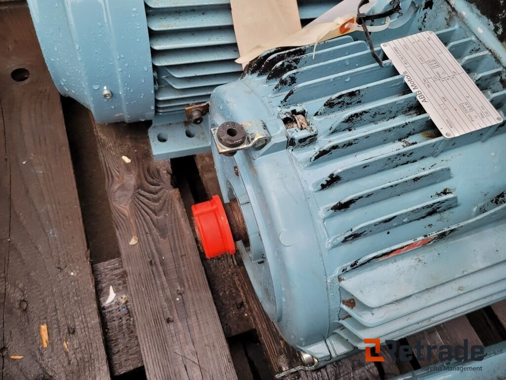 Elmotor ABB MBT 160 MA - Elektrisk system for Industrimaskine: billede 3 Elmotor ABB MBT 160 MA - Elektrisk system for Industrimaskine: billede 3