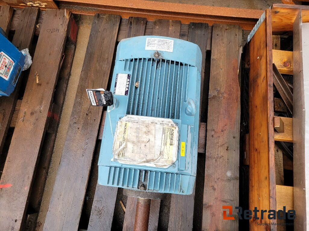 Elmotor ASEA M180L - Elektrisk system for Industrimaskine: billede 3 Elmotor ASEA M180L - Elektrisk system for Industrimaskine: billede 3