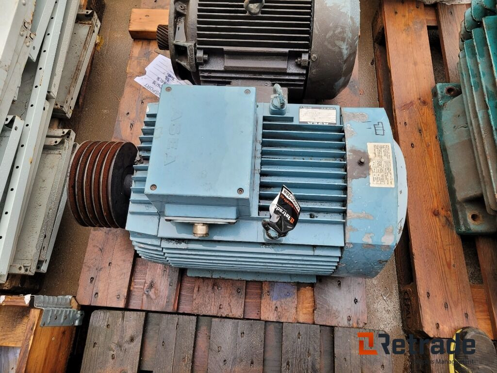 Elmotor ASEA M200L - Elektrisk system for Industrimaskine: billede 1 Elmotor ASEA M200L - Elektrisk system for Industrimaskine: billede 1