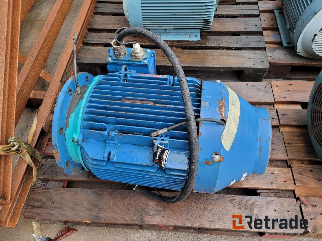 Elmotor Brook Crompton DF8P4D - Elektrisk system for Industrimaskine: billede 1 Elmotor Brook Crompton DF8P4D - Elektrisk system for Industrimaskine: billede 1