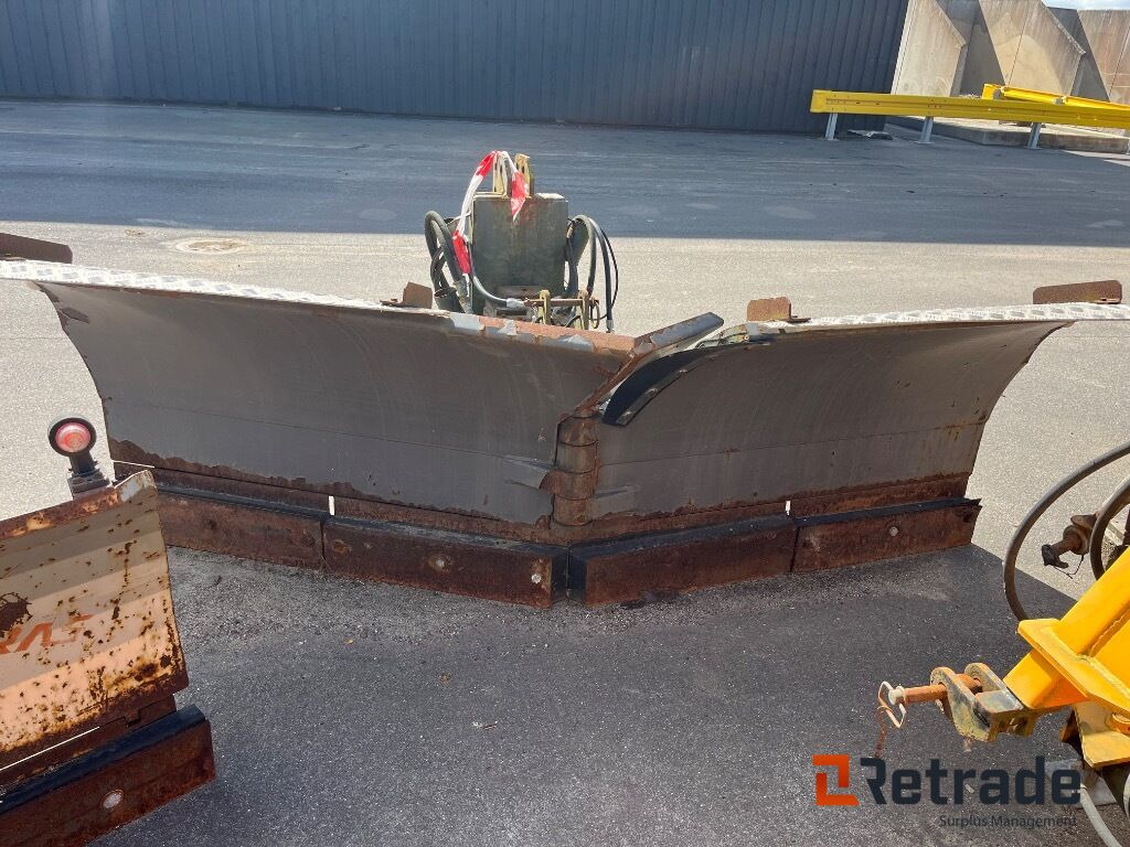 Holm KHV-2,8 V-plov til traktorfrontlift. - Bygningsudstyr: billede 4 Holm KHV-2,8 V-plov til traktorfrontlift. - Bygningsudstyr: billede 4