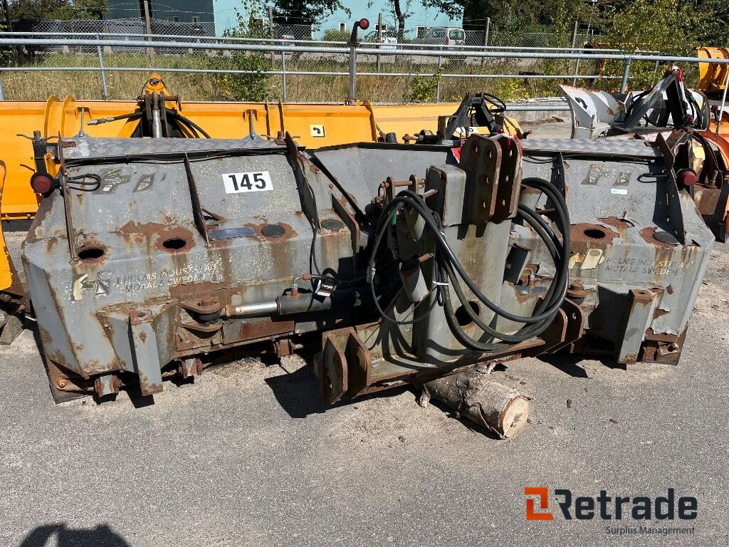 Holm KHV-2,8 V-plov til traktorfrontlift. - Bygningsudstyr: billede 1 Holm KHV-2,8 V-plov til traktorfrontlift. - Bygningsudstyr: billede 1