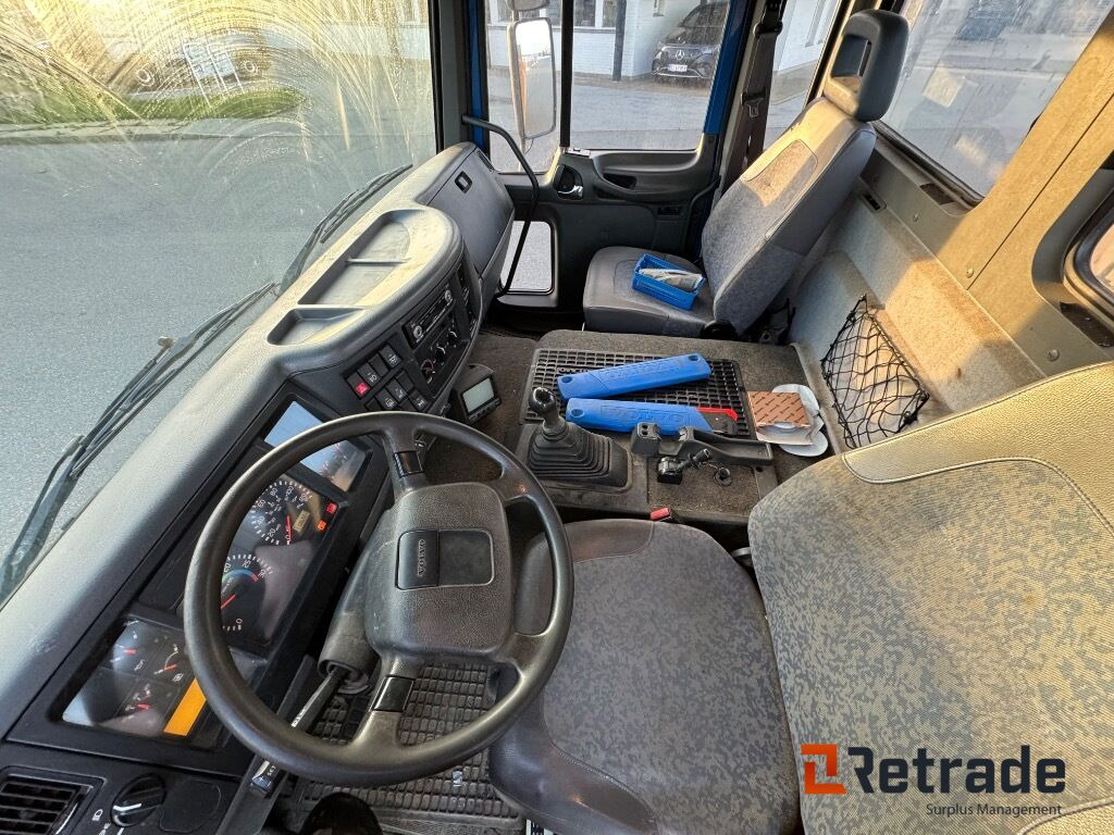 Kranbil VOLVO FL 612 - Lastbil med lad, Lastbil med kran: billede 5 Kranbil VOLVO FL 612 - Lastbil med lad, Lastbil med kran: billede 5