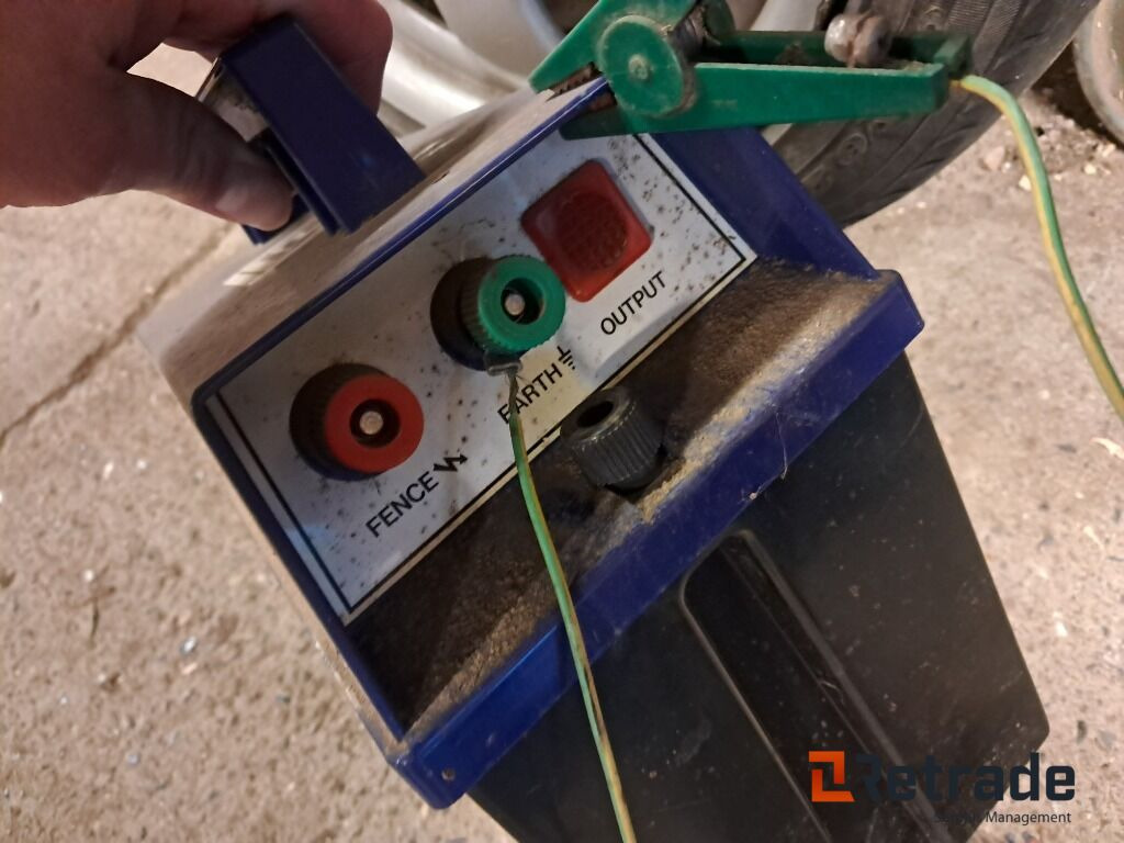 1000 m Elhegn med hegnsapparat fra Electric Shepherd ESB 125 - Landbrugsmaskine: billede 4 1000 m Elhegn med hegnsapparat fra Electric Shepherd ESB 125 - Landbrugsmaskine: billede 4