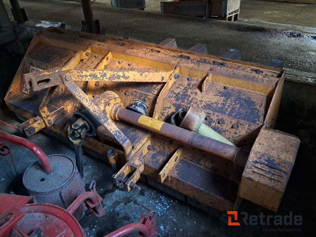 Ferri Halmsnitter F230 - Landbrugsmaskine: billede 2 Ferri Halmsnitter F230 - Landbrugsmaskine: billede 2