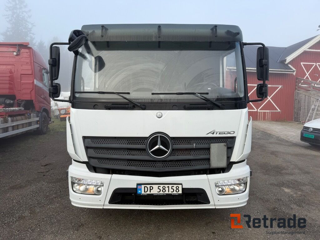 Lastebil Mercedes-Benz Atego EURO 6 Lav kilometer stand med baklem leveres ferdig EU - Lastbil med lad: billede 2 Lastebil Mercedes-Benz Atego EURO 6 Lav kilometer stand med baklem leveres ferdig EU - Lastbil med lad: billede 2