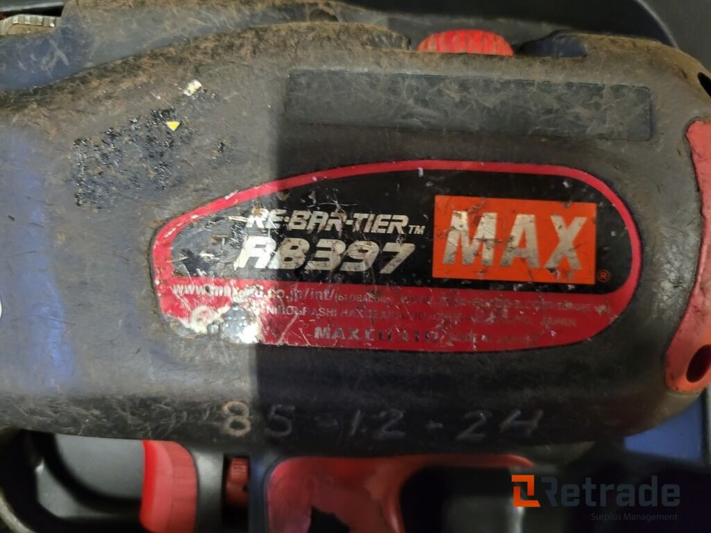 Najmaskin MAX RB397 - Bygningsudstyr: billede 3 Najmaskin MAX RB397 - Bygningsudstyr: billede 3