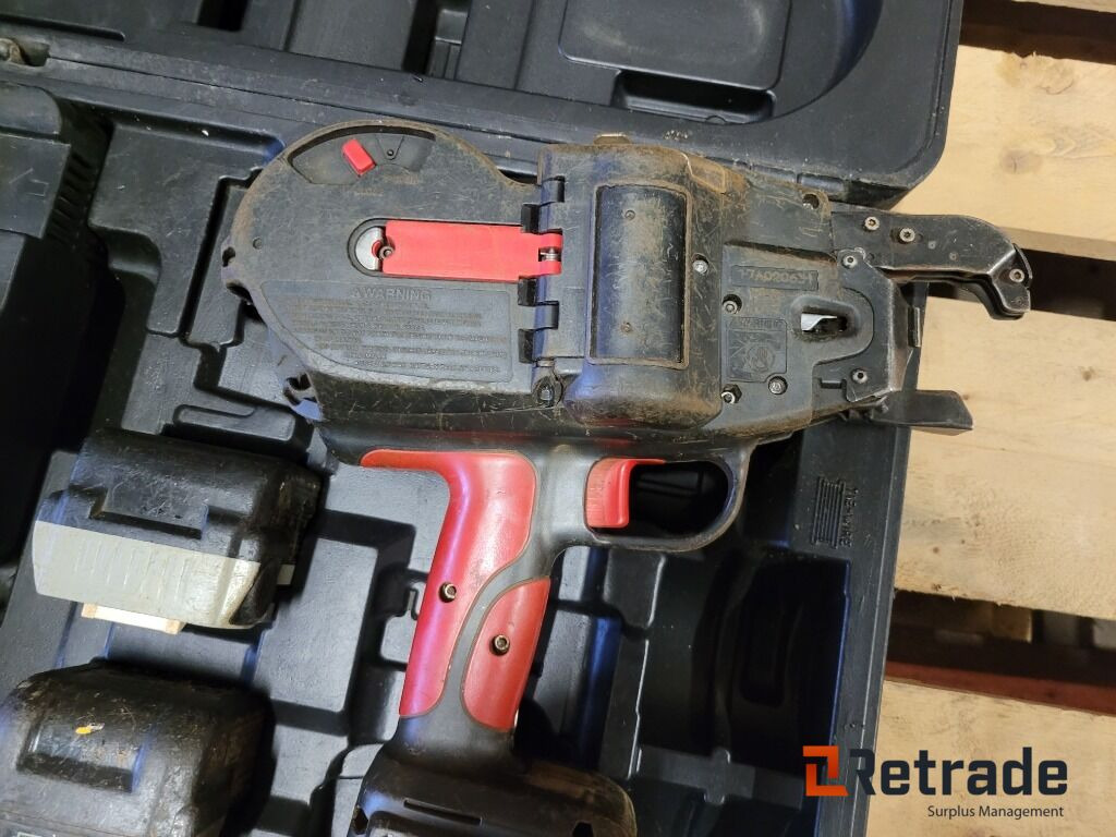 Najmaskin MAX RB398 - Bygningsudstyr: billede 3 Najmaskin MAX RB398 - Bygningsudstyr: billede 3