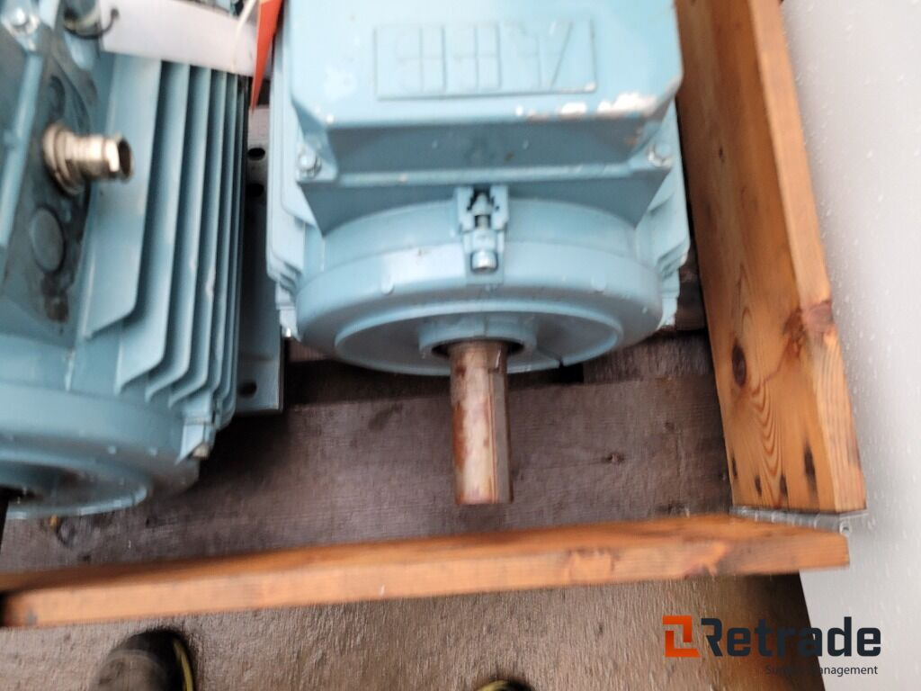 Elmotor ABB MBT 160 MA - Øvrig maskin: billede 3 Elmotor ABB MBT 160 MA - Øvrig maskin: billede 3