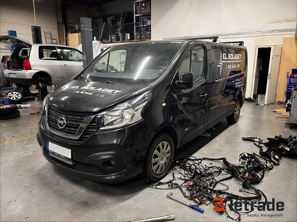 Reparationsobjekt Skåpbil Nissan NV300, 2019, Manuell, Låga Mil - Bil: billede 1 Reparationsobjekt Skåpbil Nissan NV300, 2019, Manuell, Låga Mil - Bil: billede 1
