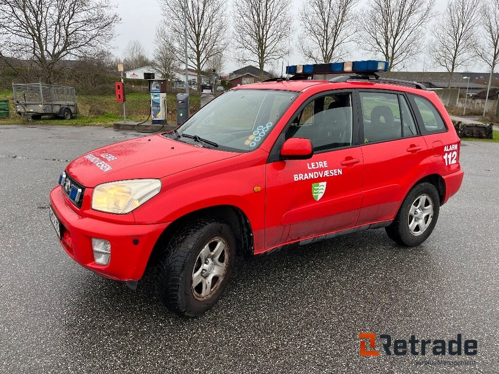 TOYOTA RAV 4 personbil med udrykningsudstyr. - Bil: billede 1 TOYOTA RAV 4 personbil med udrykningsudstyr. - Bil: billede 1