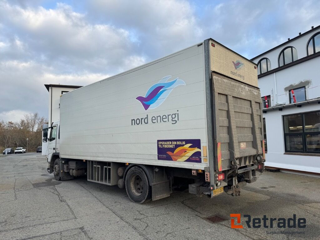 VOLVO FM 330 4X2 - Lastbil varevogn: billede 4 VOLVO FM 330 4X2 - Lastbil varevogn: billede 4