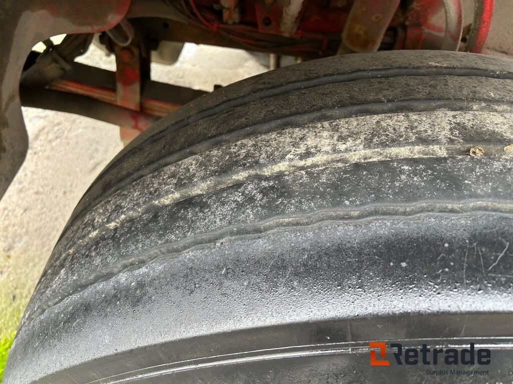 Leje en  Veteranlastbil SCANIA R142H 6x2 chassi Veteranlastbil SCANIA R142H 6x2 chassi: billede 15