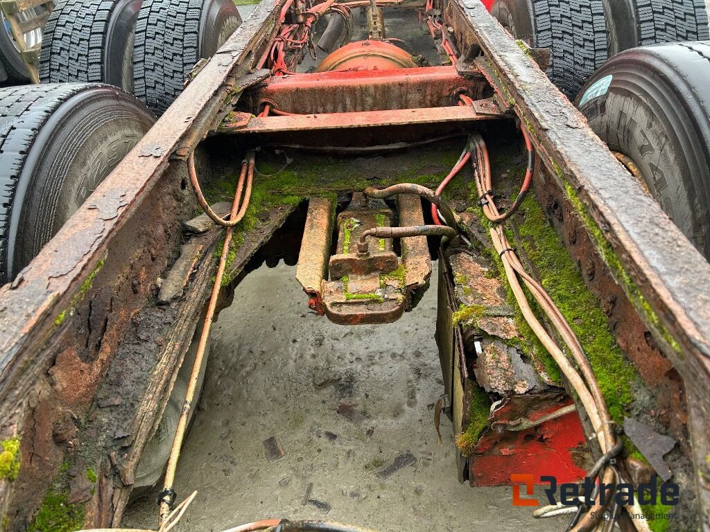 Leje en  Veteranlastbil SCANIA R142H 6x2 chassi Veteranlastbil SCANIA R142H 6x2 chassi: billede 33