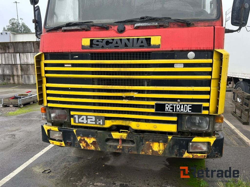 Leje en  Veteranlastbil SCANIA R142H 6x2 chassi Veteranlastbil SCANIA R142H 6x2 chassi: billede 8