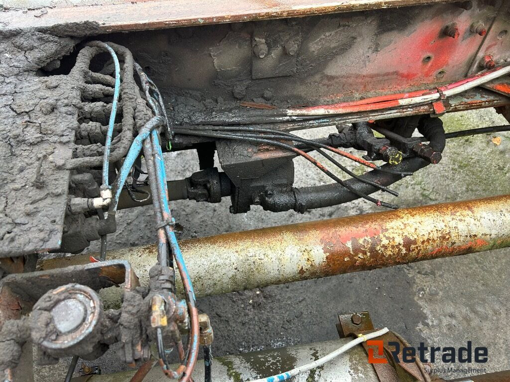 Leje en  Veteranlastbil SCANIA R142H 6x2 chassi Veteranlastbil SCANIA R142H 6x2 chassi: billede 23