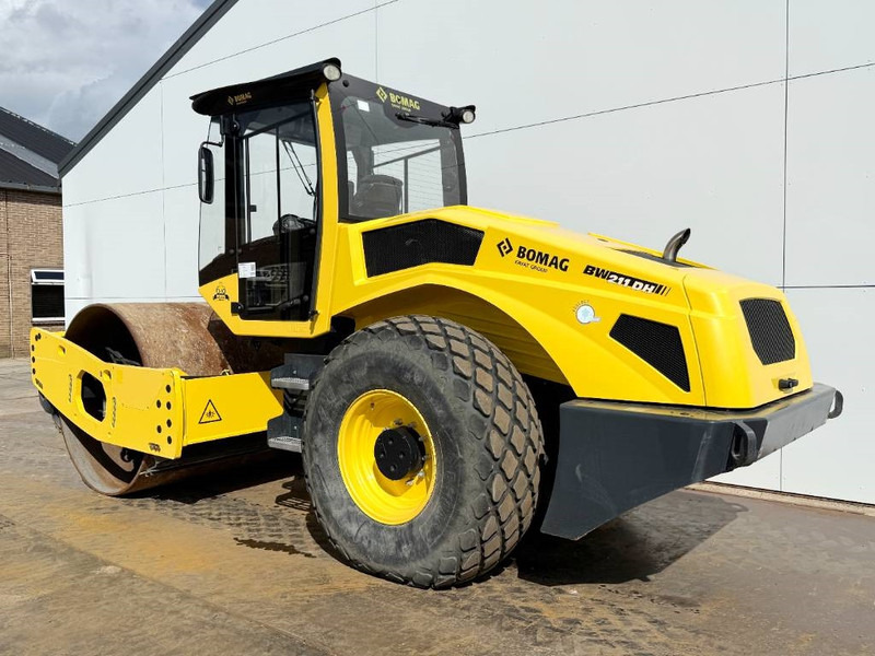 Bomag BW211DH-5 - German Machine / Only 1311 Hours! - Tromle: billede 3 Bomag BW211DH-5 - German Machine / Only 1311 Hours! - Tromle: billede 3