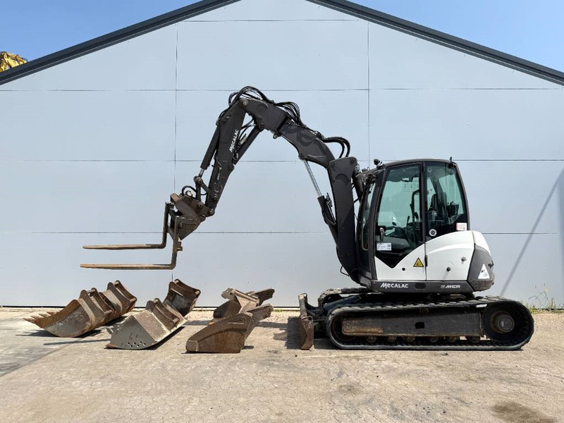 Mecalac 8MCR - 6 Attachments Included! Auto Greasing - Minigravemaskine: billede 1 Mecalac 8MCR - 6 Attachments Included! Auto Greasing - Minigravemaskine: billede 1