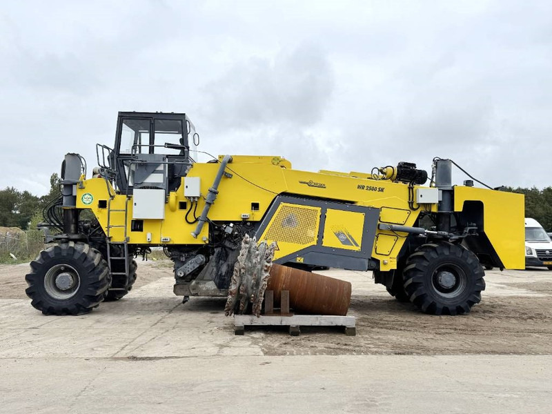 Wirtgen WR2500SK - Dutch Machine / Extra Miller and Tires - Asfaltudlægningmaskine: billede 2 Wirtgen WR2500SK - Dutch Machine / Extra Miller and Tires - Asfaltudlægningmaskine: billede 2