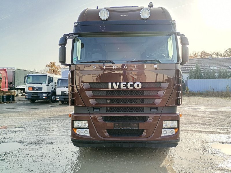 Iveco AS260S42Y/FS - Lastbil med presenning, Lastbil med kran: billede 4 Iveco AS260S42Y/FS - Lastbil med presenning, Lastbil med kran: billede 4