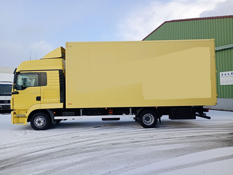 MAN Koffer 8.220 TGL Euro 6 2X Schlafplatz AHK - Lastbil varevogn: billede 3 MAN Koffer 8.220 TGL Euro 6 2X Schlafplatz AHK - Lastbil varevogn: billede 3