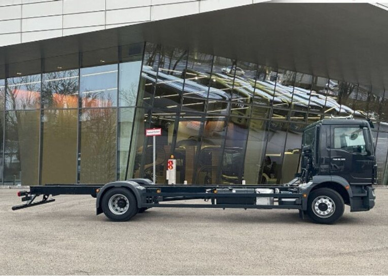 MAN TGM 18.320 4x2 BL CH Fahrgestell Euro 6 NEU Rechtslenker - Lastbil chassis: billede 4 MAN TGM 18.320 4x2 BL CH Fahrgestell Euro 6 NEU Rechtslenker - Lastbil chassis: billede 4