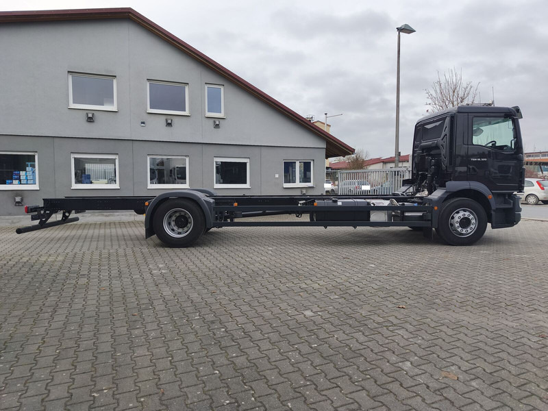 MAN TGM 18.320 TGM 18.320 4x2 BL CH Fahrgestell Euro 6 Rechtslenker - Lastbil chassis: billede 4 MAN TGM 18.320 TGM 18.320 4x2 BL CH Fahrgestell Euro 6 Rechtslenker - Lastbil chassis: billede 4