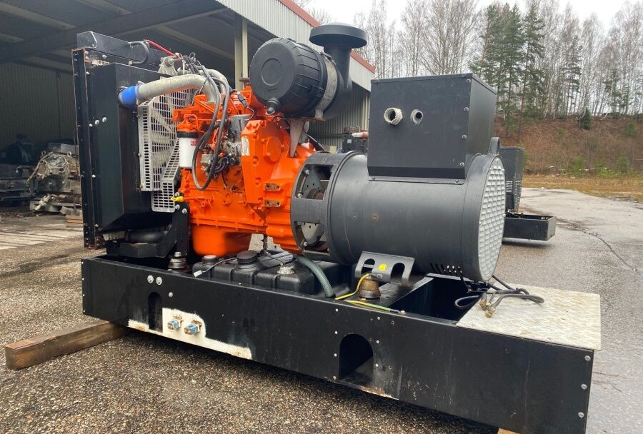 Diversen ECP34 2S4 - Iveco Engine,126kVA,New oils, filters, Mecc Alte ECP34 2S4 - Iveco Engine,126kVA,New oils, filters, Like New - Strømgenerator: billede 1 Diversen ECP34 2S4 - Iveco Engine,126kVA,New oils, filters, Mecc Alte ECP34 2S4 - Iveco Engine,126kVA,New oils, filters, Like New - Strømgenerator: billede 1