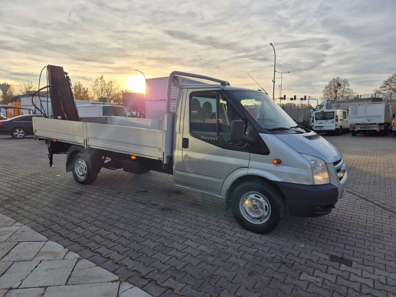 Ford Transit 350 2.4 TDCi / Very Strong Hiab / 1 Owner / Serviced - Ladbil: billede 5 Ford Transit 350 2.4 TDCi / Very Strong Hiab / 1 Owner / Serviced - Ladbil: billede 5