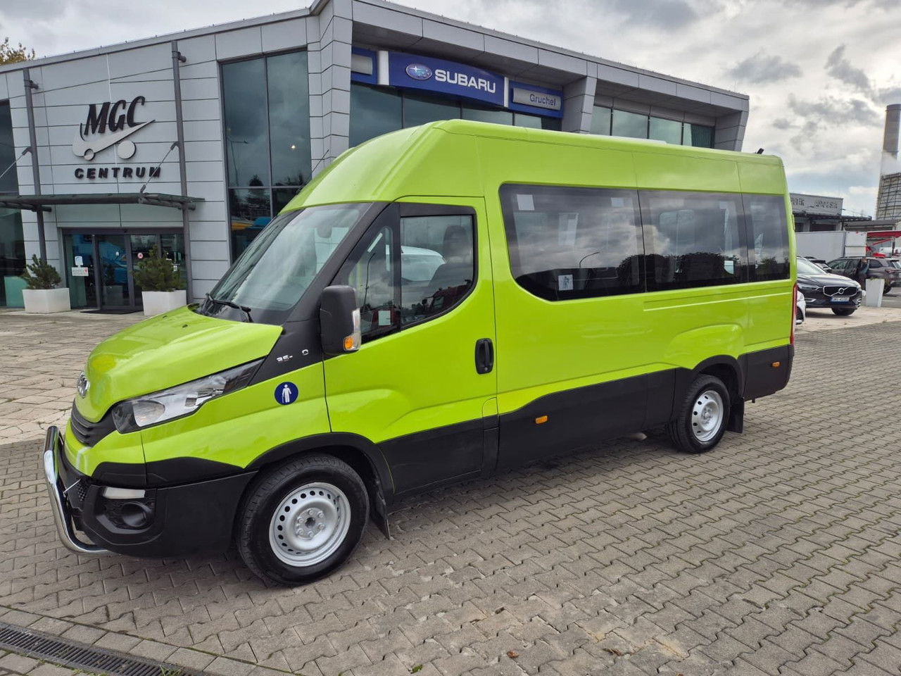 Iveco Daily 35S12 Hi-Matic / 10 Seats / Super Condition - Minibus, Persontransport: billede 1 Iveco Daily 35S12 Hi-Matic / 10 Seats / Super Condition - Minibus, Persontransport: billede 1