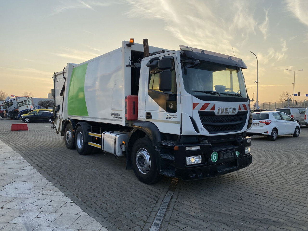 Iveco Stralis 330 EEV / Faun Vario Press 11 27M3 / Service NEW / TOP Iveco Stralis 330 EEV / Faun Vario Press 11 27M3 / Service NEW / TOP - Affaldsmaskine: billede 1 Iveco Stralis 330 EEV / Faun Vario Press 11 27M3 / Service NEW / TOP Iveco Stralis 330 EEV / Faun Vario Press 11 27M3 / Service NEW / TOP - Affaldsmaskine: billede 1