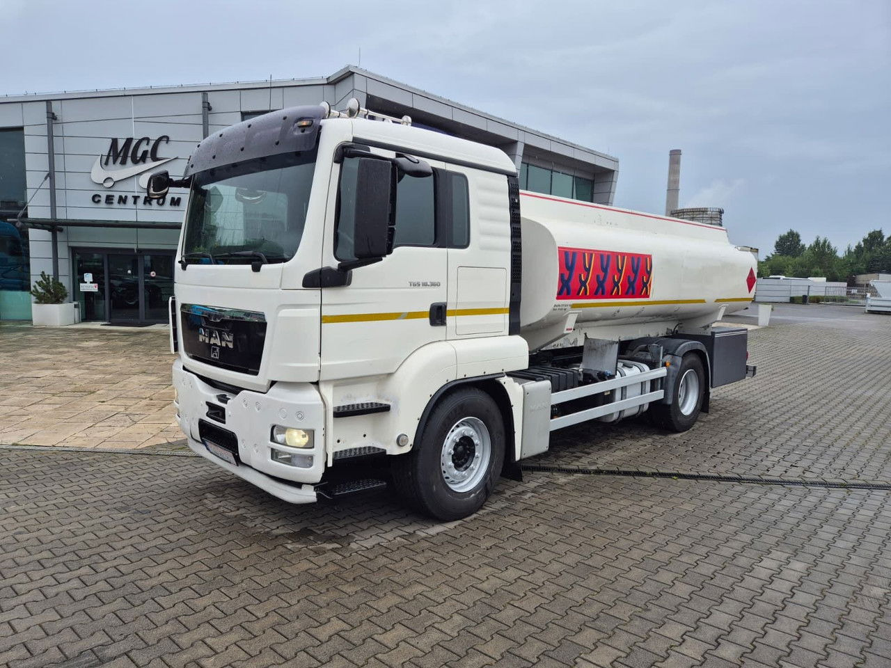 MAN MAN TGS 18.360 OIL Transport / Good Condition - Tankbil: billede 3 MAN MAN TGS 18.360 OIL Transport / Good Condition - Tankbil: billede 3