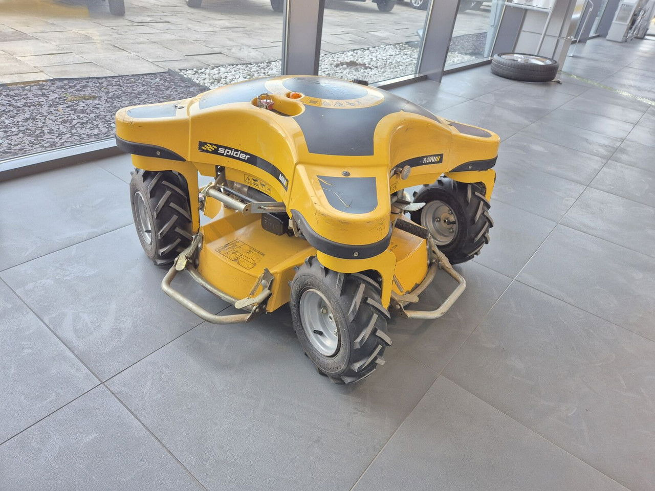 Spider MINI Mini Spider II - Plæneklipper: billede 2 Spider MINI Mini Spider II - Plæneklipper: billede 2