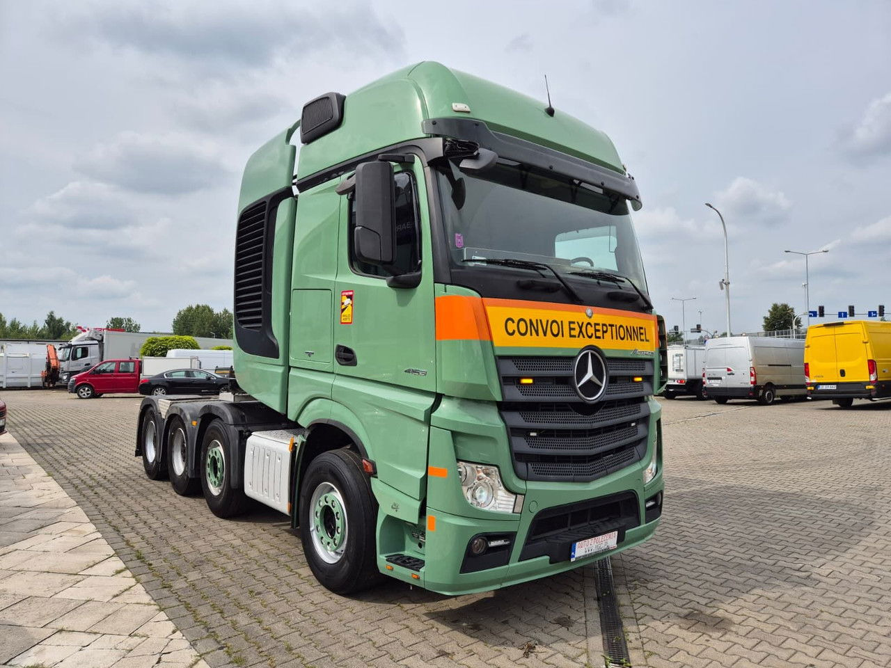 Trækker Mercedes-Benz Actros 4163 8X4 / 1 Owner / LOW KM / Super Condition: billede 5 Trækker Mercedes-Benz Actros 4163 8X4 / 1 Owner / LOW KM / Super Condition: billede 5