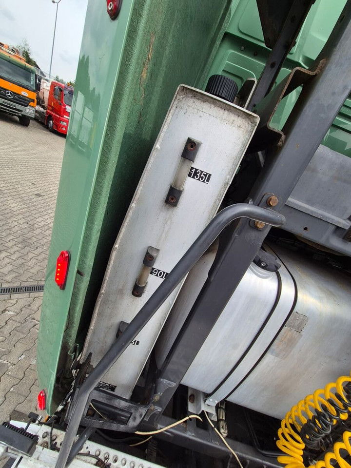 Trækker Mercedes-Benz Actros 4163 8X4 / 1 Owner / LOW KM / Super Condition: billede 29 Trækker Mercedes-Benz Actros 4163 8X4 / 1 Owner / LOW KM / Super Condition: billede 29