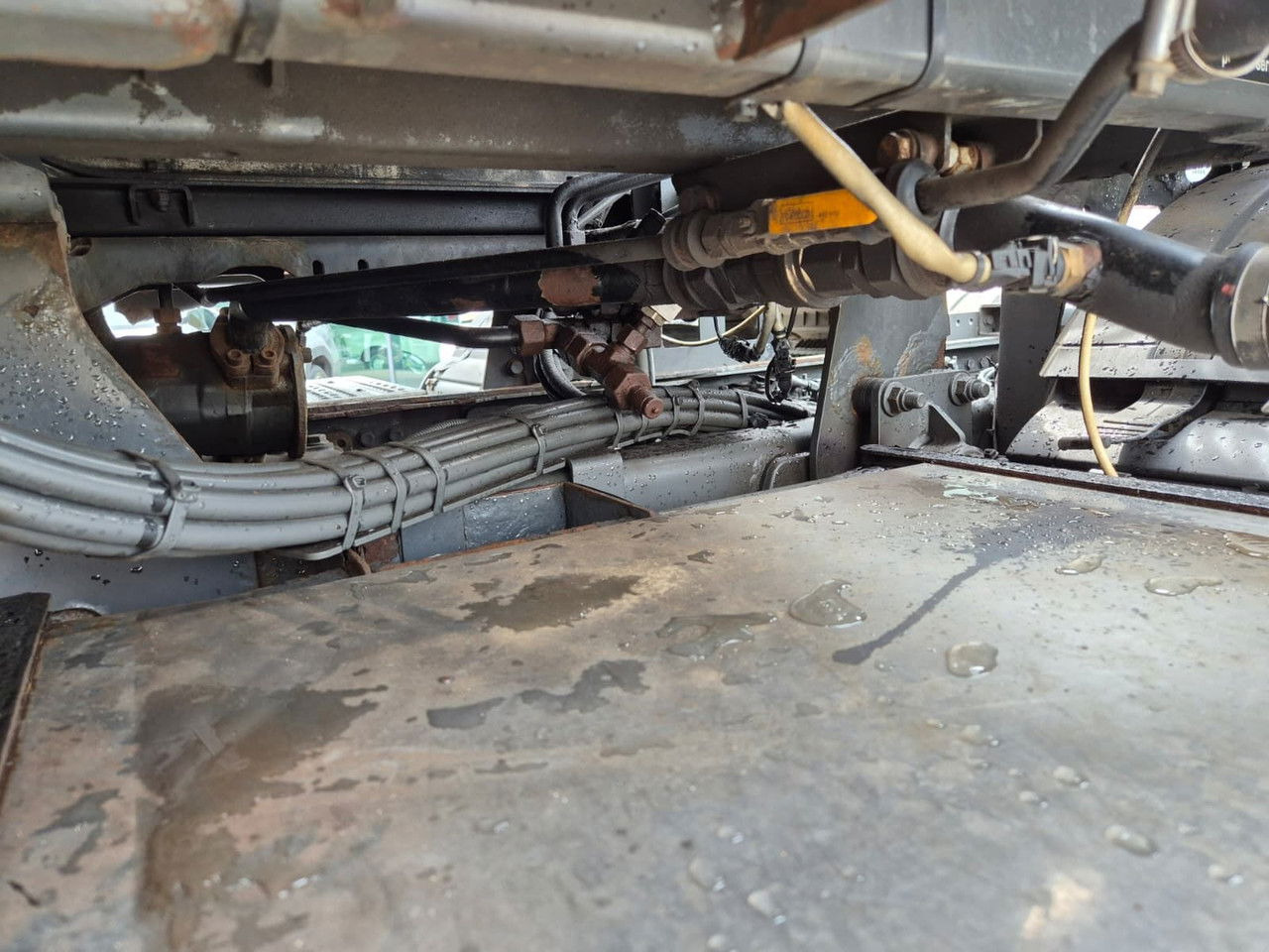 Trækker Mercedes-Benz Actros 4163 8X4 / 1 Owner / LOW KM / Super Condition: billede 19 Trækker Mercedes-Benz Actros 4163 8X4 / 1 Owner / LOW KM / Super Condition: billede 19