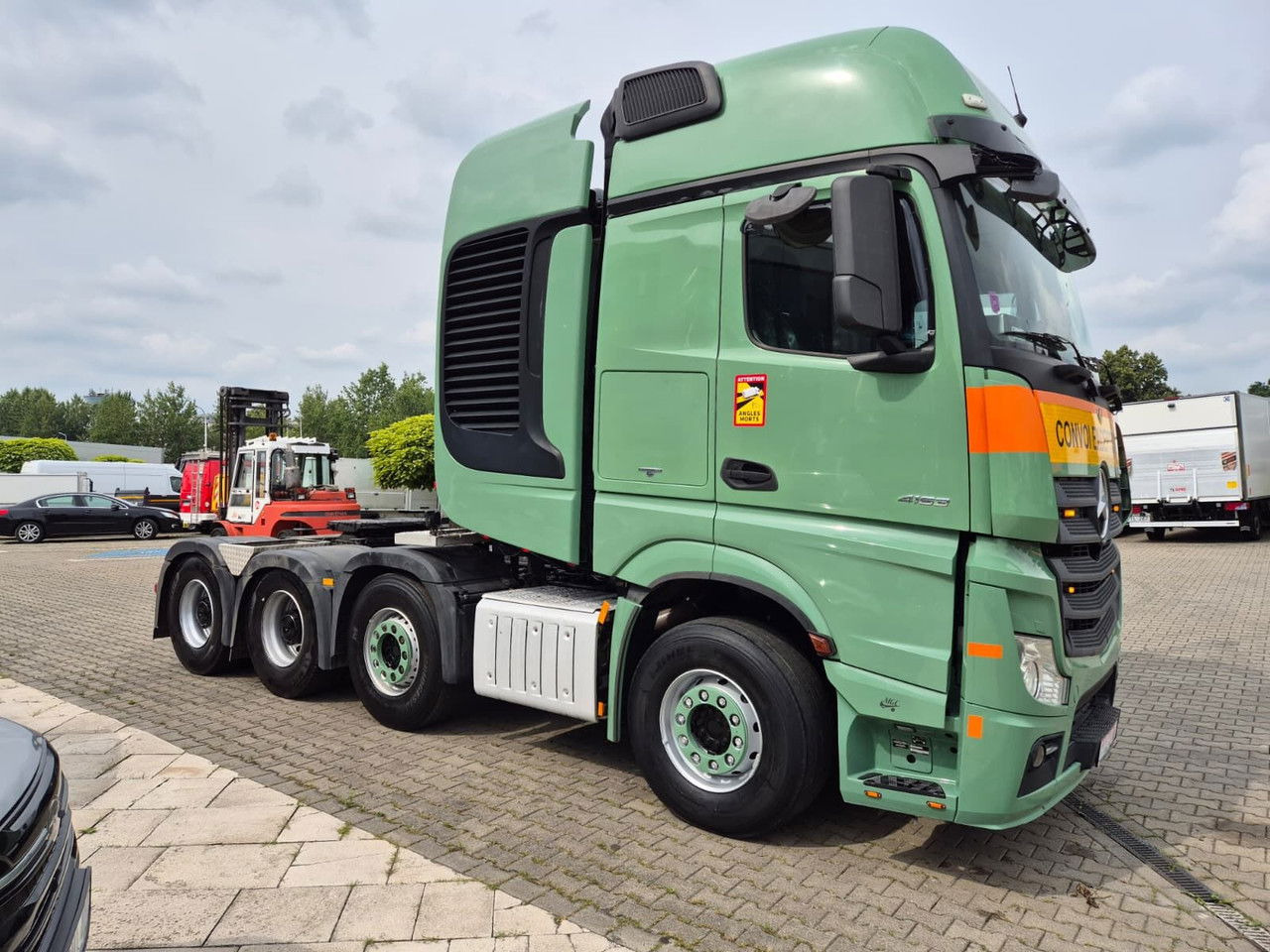 Trækker Mercedes-Benz Actros 4163 8X4 / 1 Owner / LOW KM / Super Condition: billede 7 Trækker Mercedes-Benz Actros 4163 8X4 / 1 Owner / LOW KM / Super Condition: billede 7