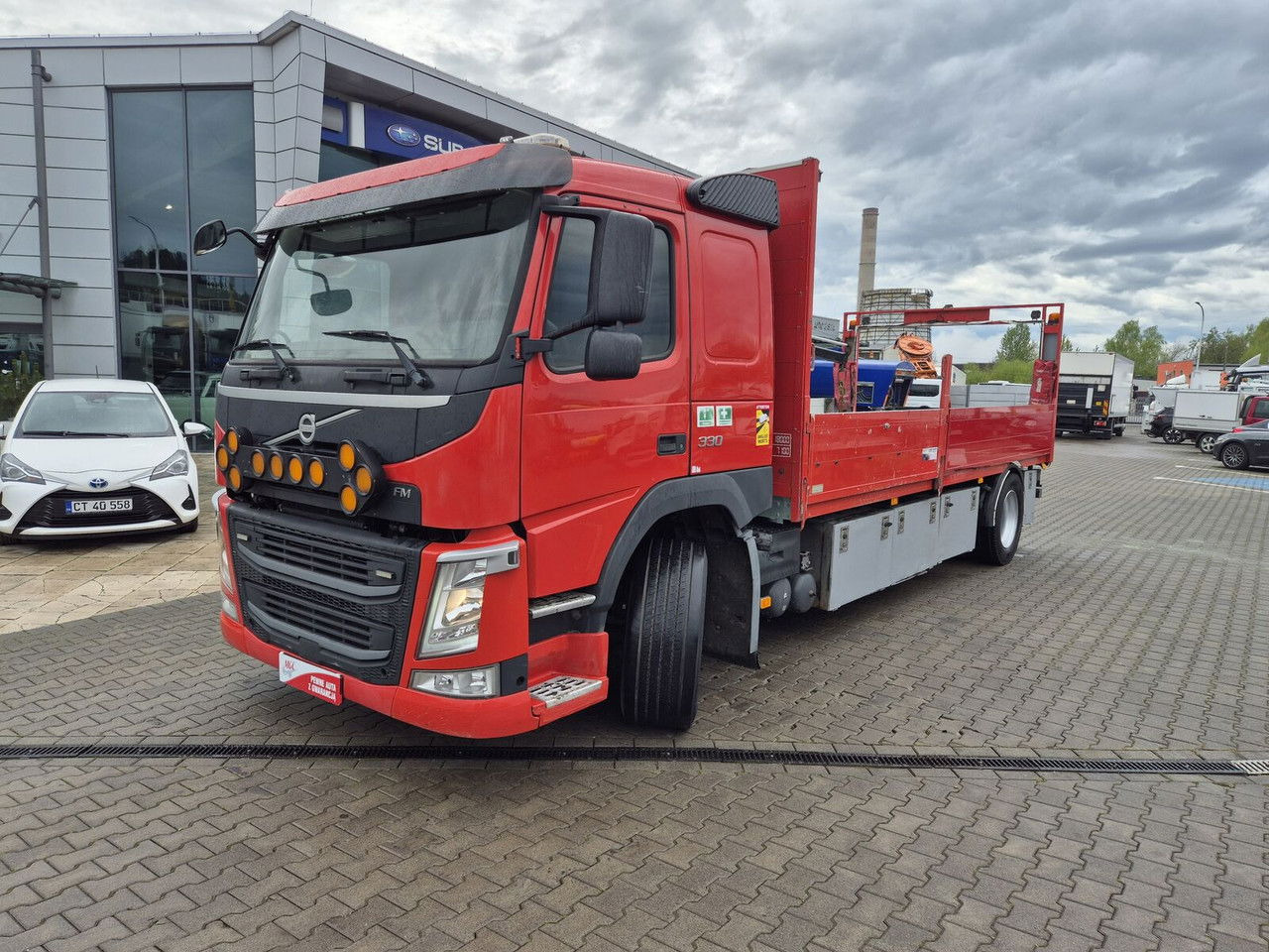 Volvo FM 330 Webasto / HDS Hiab / 1 Owner Volvo FM 330 Webasto / HDS Hiab / 1 Owner - Lastbil med lad, Lastbil med kran: billede 3 Volvo FM 330 Webasto / HDS Hiab / 1 Owner Volvo FM 330 Webasto / HDS Hiab / 1 Owner - Lastbil med lad, Lastbil med kran: billede 3