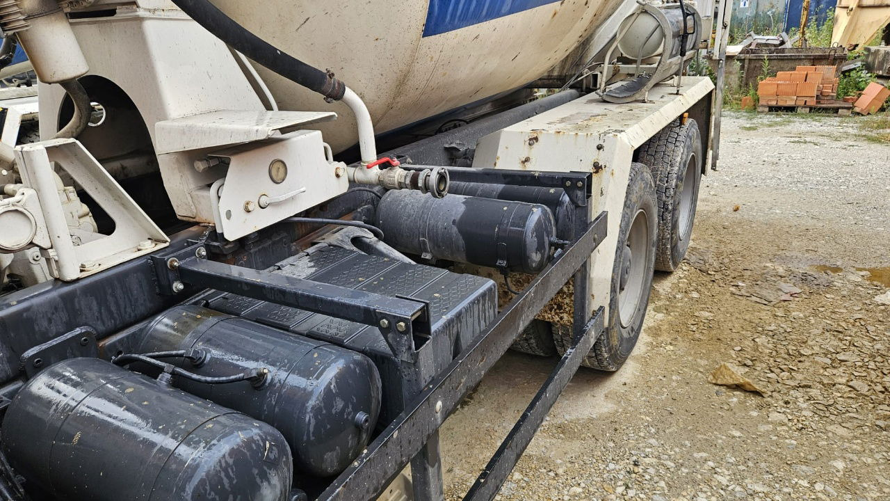 MAN FE 410A 6x4 mixer - 7m3 - euro 3 - Betonbil: billede 3 MAN FE 410A 6x4 mixer - 7m3 - euro 3 - Betonbil: billede 3